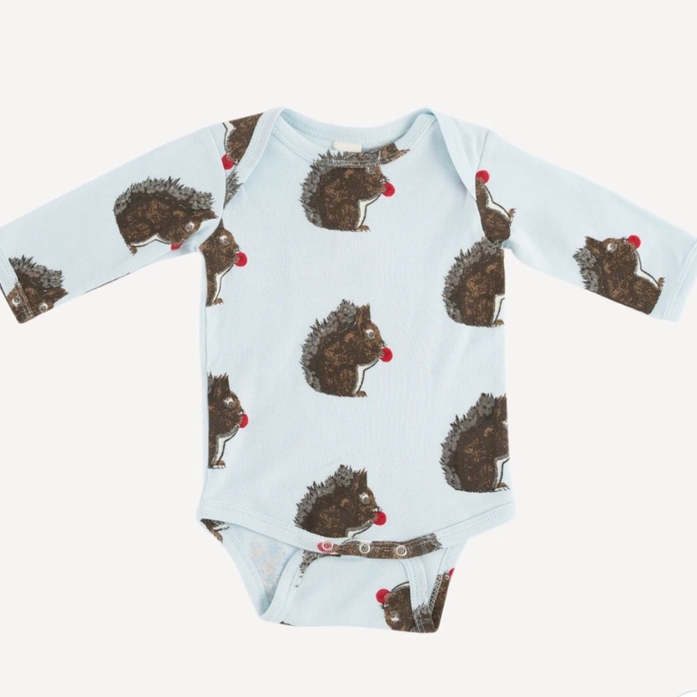 Kate Quinn lap neck chipmunk 🐿 onesie